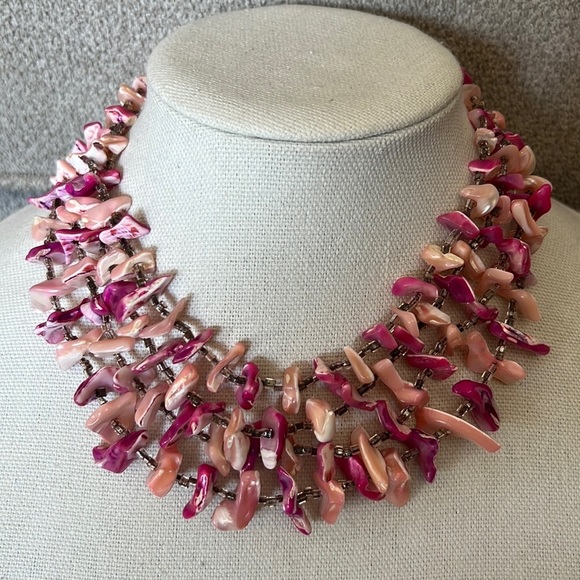Jewelry - Pink Sea Shell Vintage Japan Collar Necklace